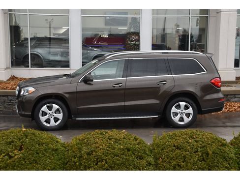 Used 2017 Mercedes-Benz GLS 450 4MATIC image 6