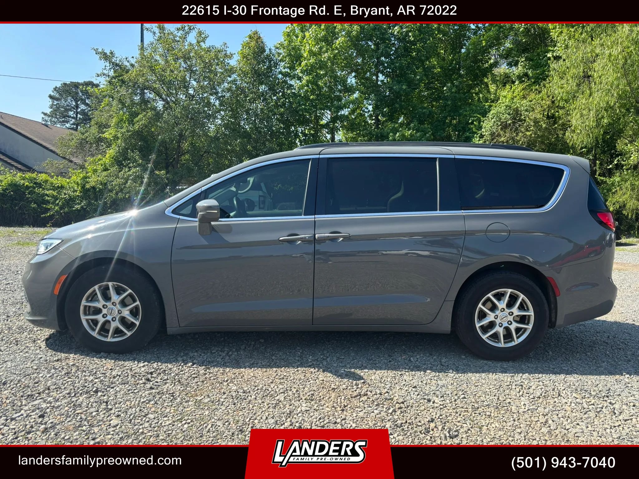 Used 2022 Chrysler Pacifica Touring-L FWD image 28
