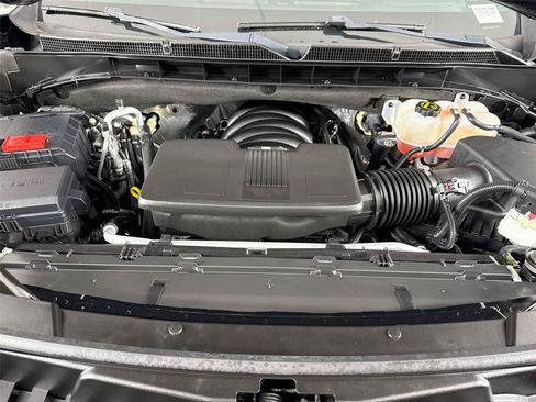 Used 2024 GMC Yukon AT4 w/ AT4 Premium Plus Package AWD/4WD image 48