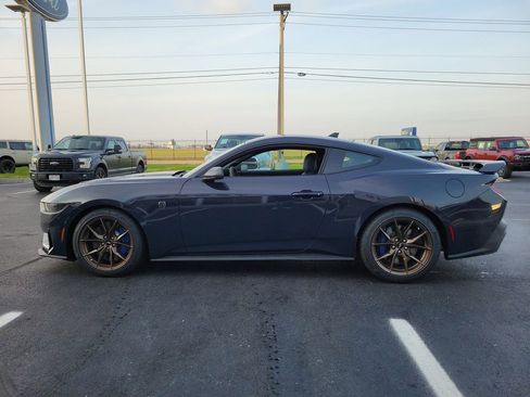 New 2025 Ford Mustang Dark Horse image 7