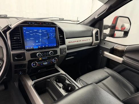 Used 2022 Ford F350 Lariat w/ Lariat Value Package RWD image 22