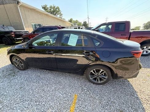 Used 2024 Kia Forte LXS w/ LXS Technology Package FWD image 17