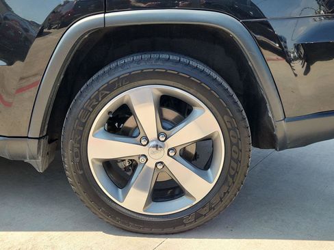 Used 2015 Jeep Grand Cherokee Limited AWD/4WD image 33