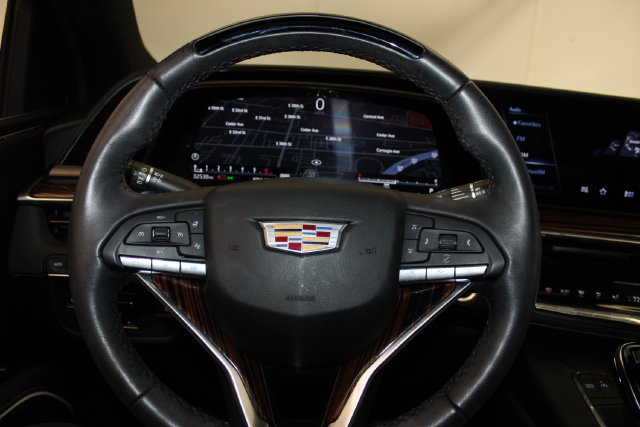 Used 2024 Cadillac Escalade Premium Luxury w/ Performance Package AWD/4WD image 20