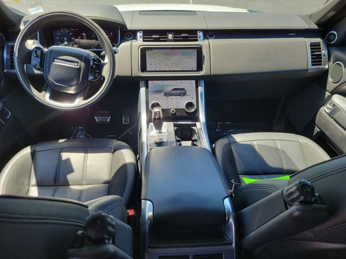 Used 2020 Land Rover Range Rover Sport HST image 15