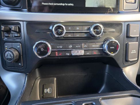 Used 2022 Ford F150 XLT w/ Equipment Group 302A High image 12