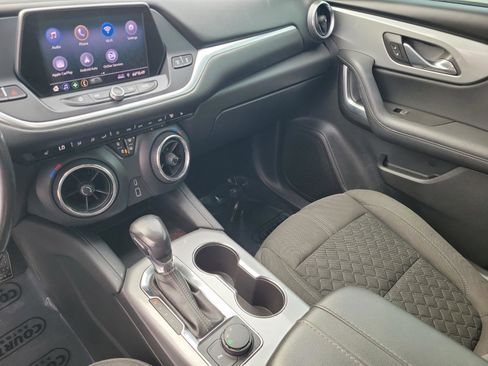 Used 2020 Chevrolet Blazer LT image 36