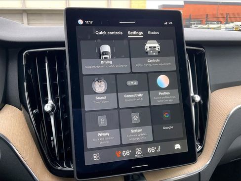 New 2026 Volvo XC60 T8 Plus w/ Protection Package Premier image 22