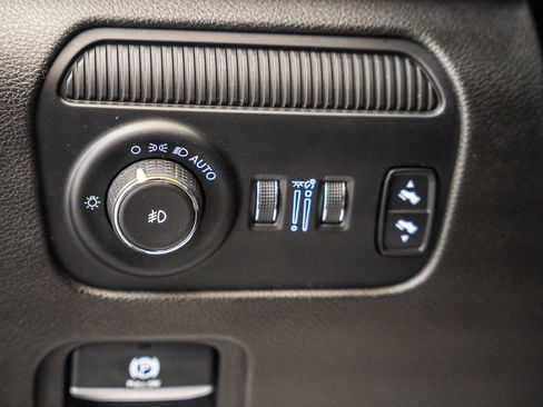 Used 2024 Jeep Wagoneer Series II AWD/4WD image 48