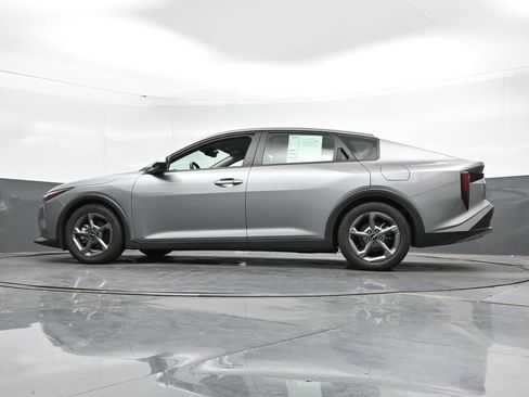Used 2025 Kia K4 FWD image 43