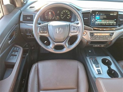 Used 2025 Honda Ridgeline RTL image 12