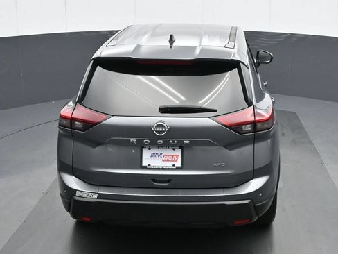 Used 2024 Nissan Rogue S AWD/4WD image 20