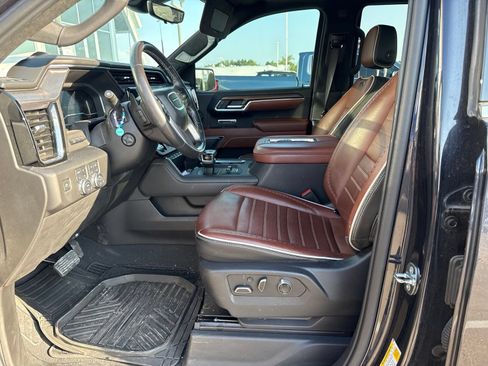 Used 2022 GMC Sierra 1500 Denali Ultimate AWD/4WD image 16