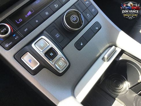 Used 2024 Hyundai Palisade SEL FWD image 23