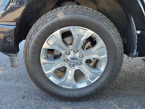 Used 2022 Ford F150 Platinum w/ Equipment Group 701A High AWD/4WD image 24