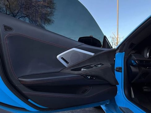 Used 2022 Chevrolet Corvette 3LT w/ Z51 Performance Package image 35