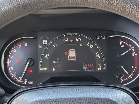Used 2024 Toyota RAV4 LE FWD image 19