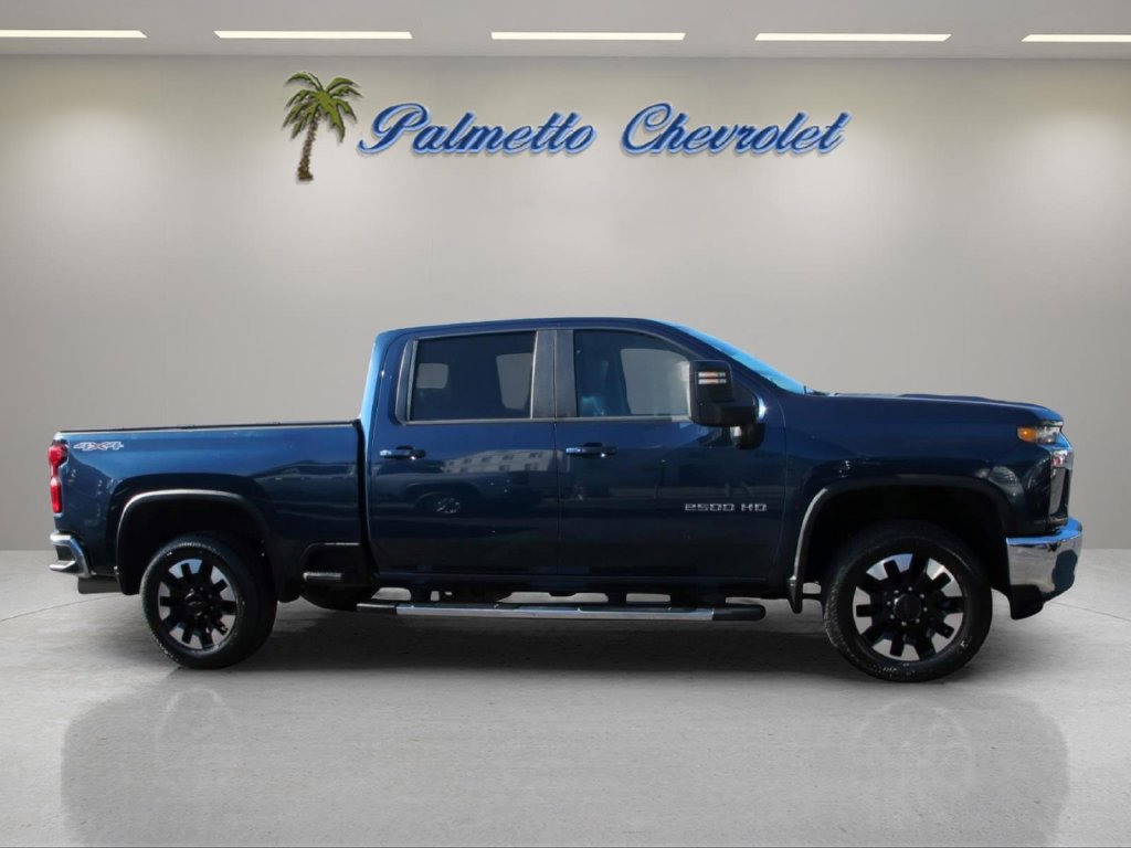 Used 2020 Chevrolet Silverado 2500 LT w/ All Star Edition AWD/4WD image 2