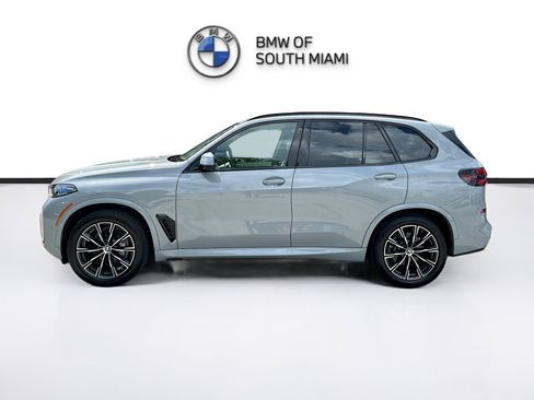 Certified 2024 BMW X5 sDrive40i w/ M Sport Package image 4