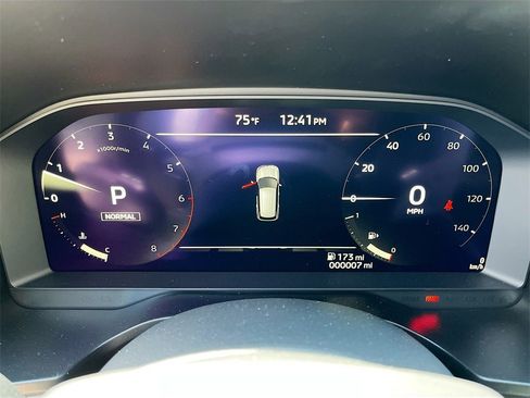 New 2025 Mitsubishi Outlander SE image 11