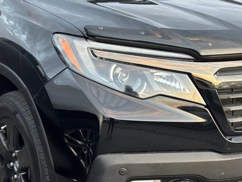 Used 2017 Honda Ridgeline Black Edition image 4
