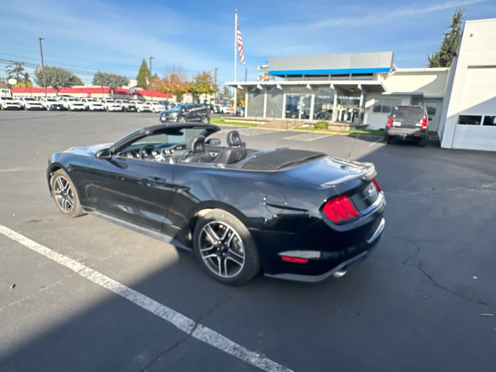 Used 2021 Ford Mustang Premium RWD image 11