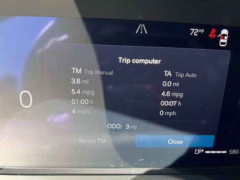 New 2026 Volvo XC40 B5 Ultra w/ Protection Package Premier AWD/4WD image 21