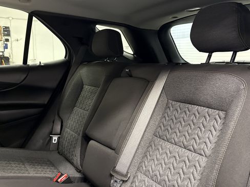 Used 2023 Chevrolet Equinox LT image 17