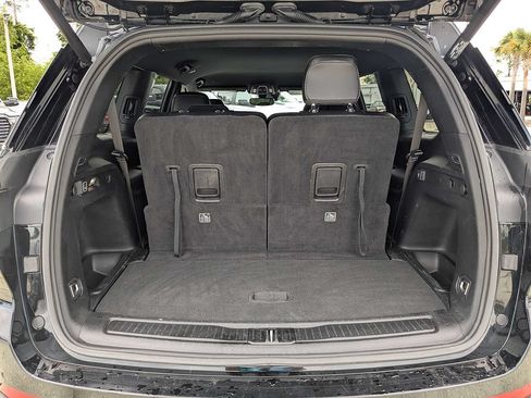 Used 2023 Jeep Grand Cherokee L Laredo AWD/4WD image 12