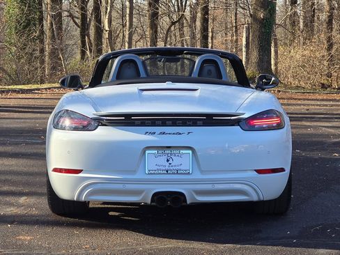 Used 2023 Porsche 718 Boxster image 5