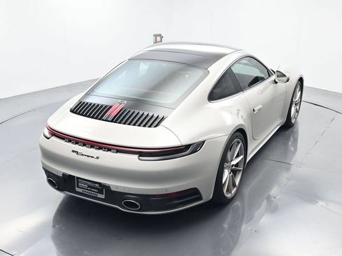 Certified 2024 Porsche 911 Carrera S RWD image 39