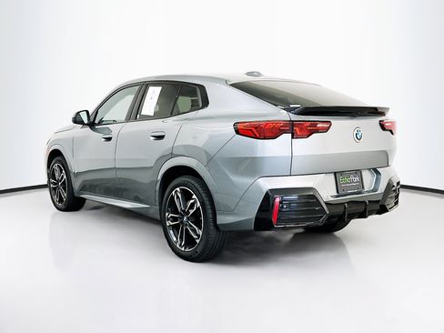 Used 2025 BMW X2 xDrive28i image 5