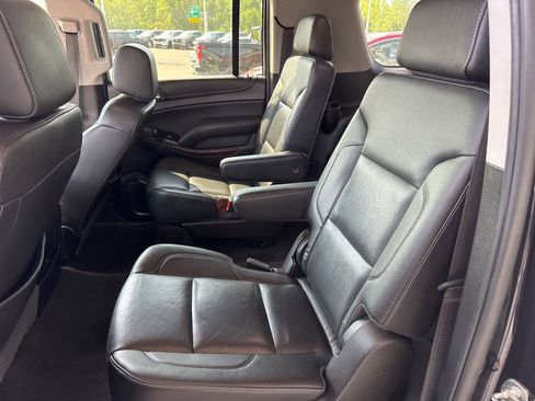 Used 2020 GMC Yukon XL SLT AWD/4WD image 34