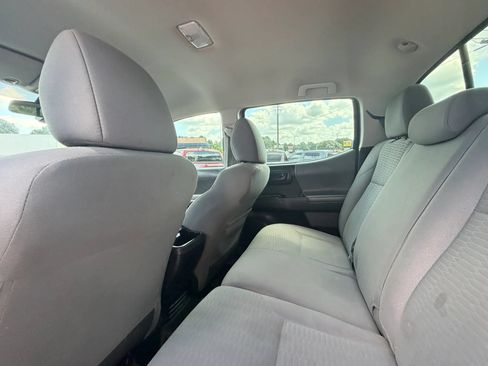 Used 2018 Toyota Tacoma SR w/ SR Convenience Package RWD image 14