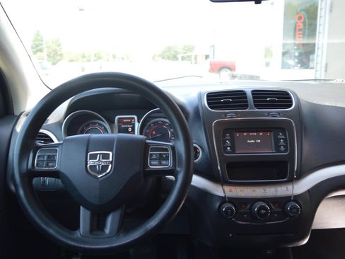 Used 2016 Dodge Journey SXT FWD image 32