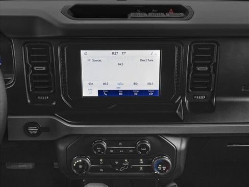 Used 2023 Ford Bronco Big Bend w/ Sasquatch Package AWD/4WD image 7