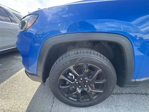 Used 2022 Jeep Compass Altitude image 10