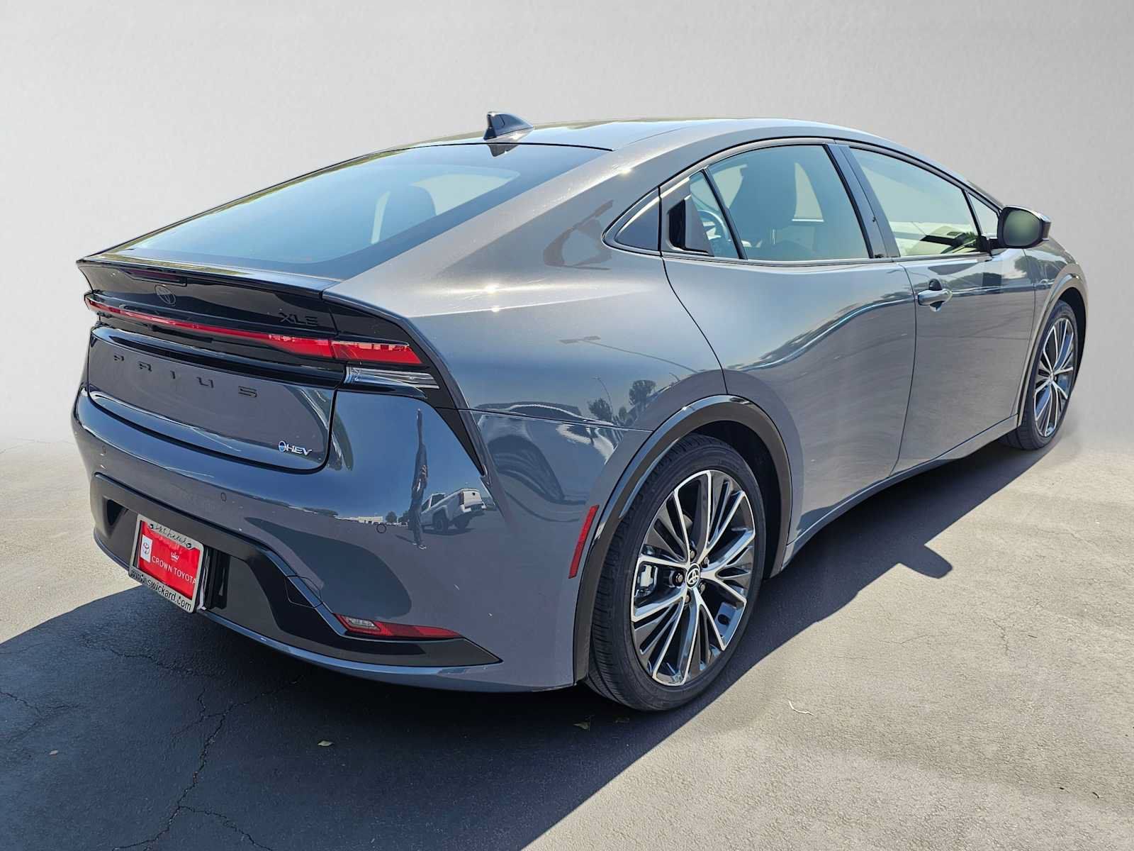 Certified 2026 Toyota Prius XLE FWD image 3