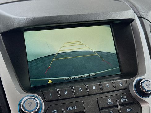 Used 2016 Chevrolet Equinox LS FWD image 21