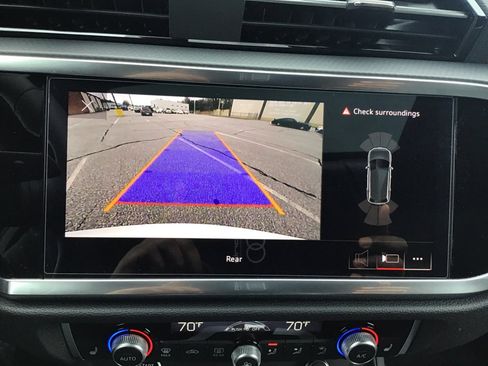 New 2025 Audi Q3 2.0T Premium image 18