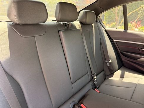 Used 2018 BMW 330i Sedan RWD image 15