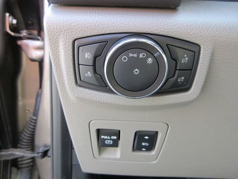 Used 2018 Ford F150 XLT w/ Equipment Group 301A Mid image 25