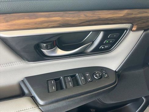 Certified 2019 Honda CR-V Touring image 16