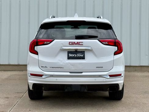 Used 2019 GMC Terrain Denali w/ Advanced Safety Package AWD/4WD image 5