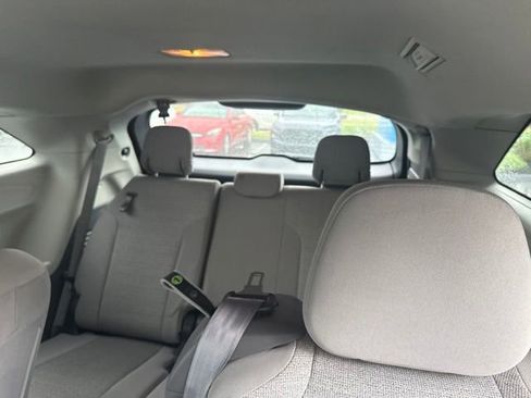 Used 2022 Toyota Sienna LE FWD image 13