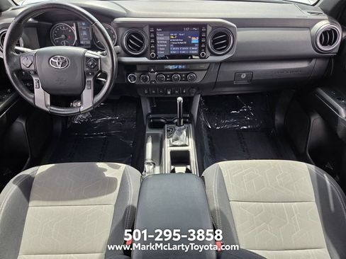 Used 2022 Toyota Tacoma TRD Sport w/ Technology Package AWD/4WD image 12