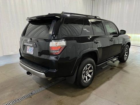 Certified 2024 Toyota 4Runner TRD Off-Road Premium w/ Off Road Premium Plus Package AWD/4WD image 4