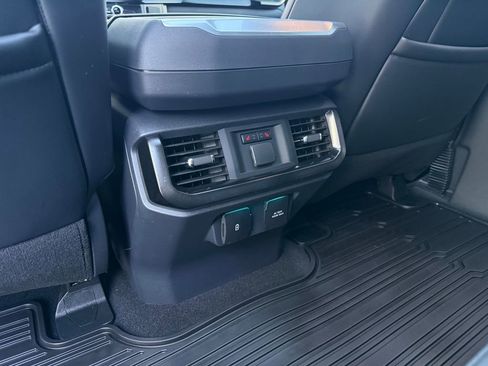 Used 2024 Ford F150 Raptor w/ Equipment Group 803A Raptor R AWD/4WD image 41