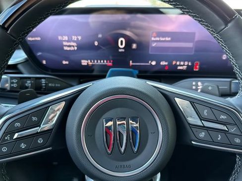 New 2026 Buick Enclave Avenir image 29