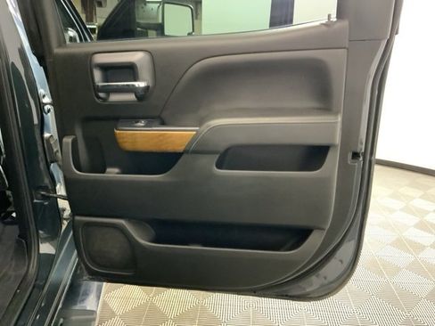 Used 2018 Chevrolet Silverado 2500 LTZ w/ Duramax Plus Package image 32